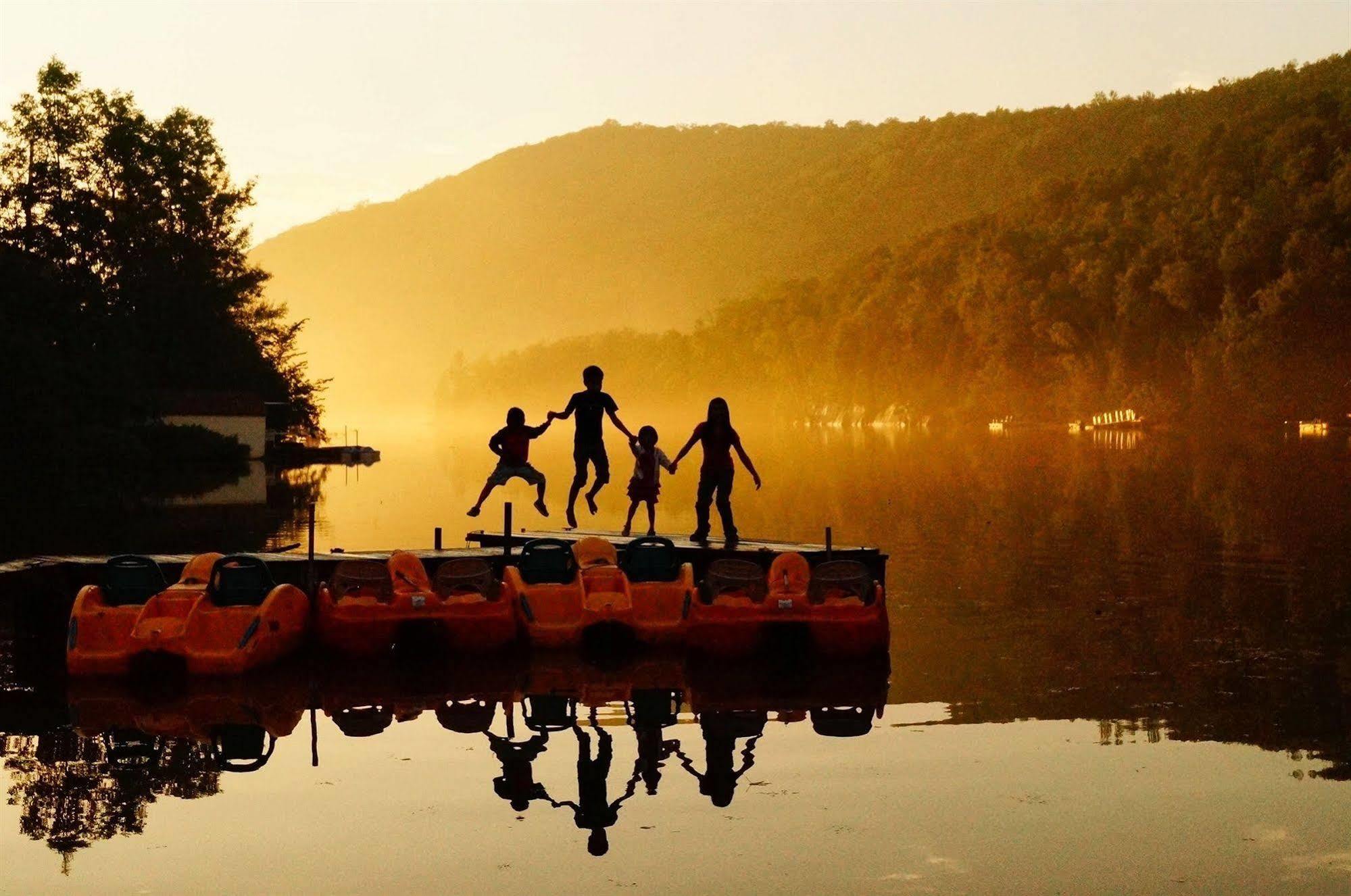 Le Boise Du Lac Mont-Tremblant Eksteriør billede